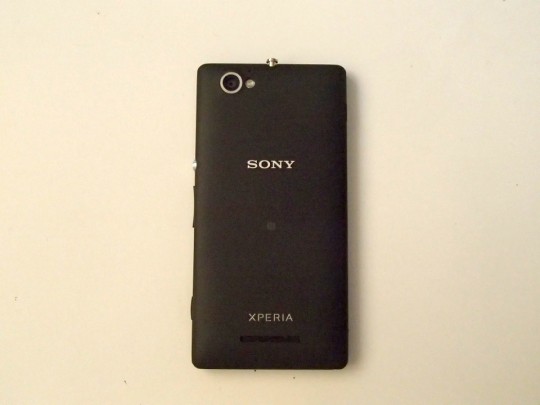 Xperia M dual C2005背面