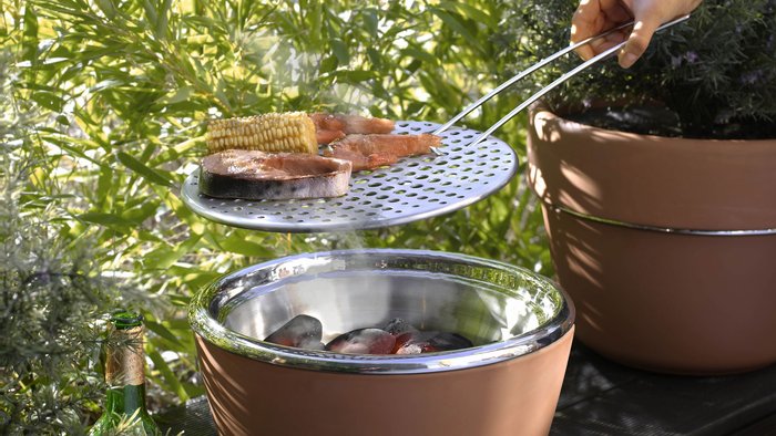 BBQグリルになる植木鉢　Hot pot BBQ