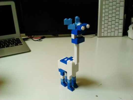 レゴ　アイディアブックを参考に青いキリン的な動物を自作4
