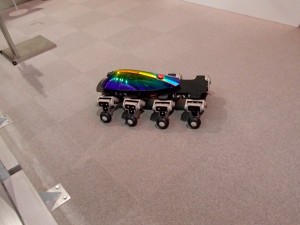 日本科学未来館　虫のロボットｈｕｌｌ