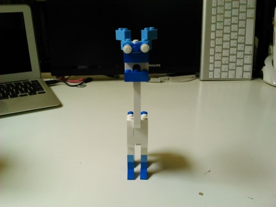 レゴ　アイディアブックを参考に青いキリン的な動物を自作3